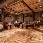Отель Basecamp 4*