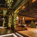 Hotel Basecamp 4*