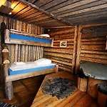 Basecamp Отель
