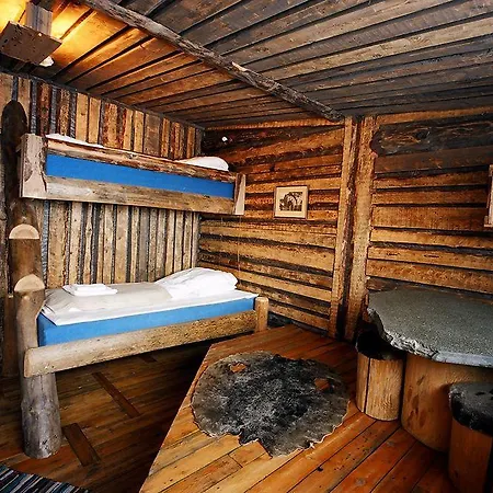 Basecamp Hotel
