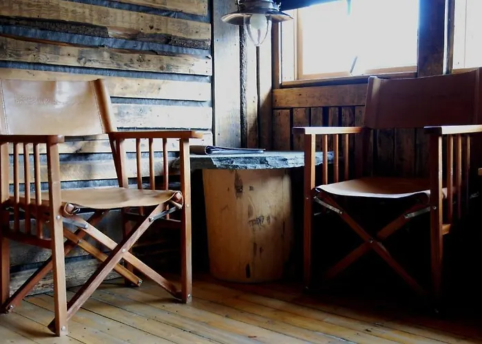 Basecamp 4* Longyearbyen