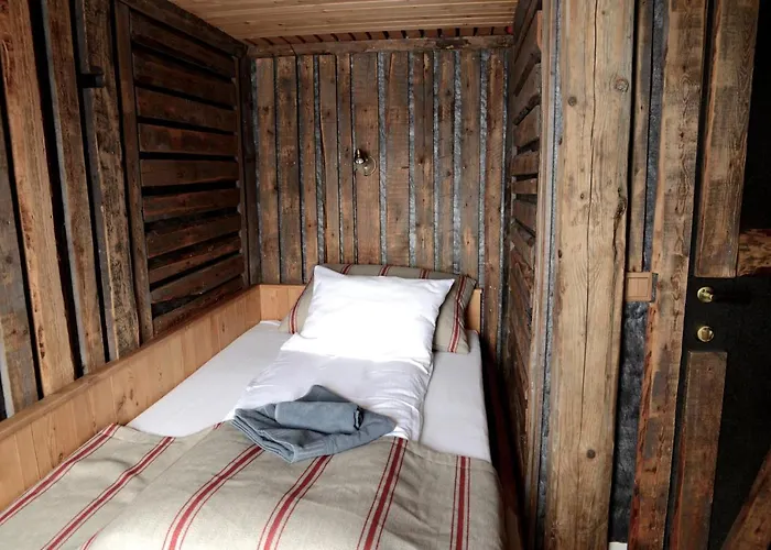 Basecamp 4* Longyearbyen